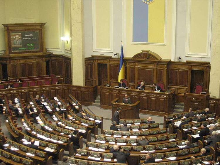 پارلمان اوکراین، انتخابات زودهنگام ریاست جمهوری را تصویب کرد
