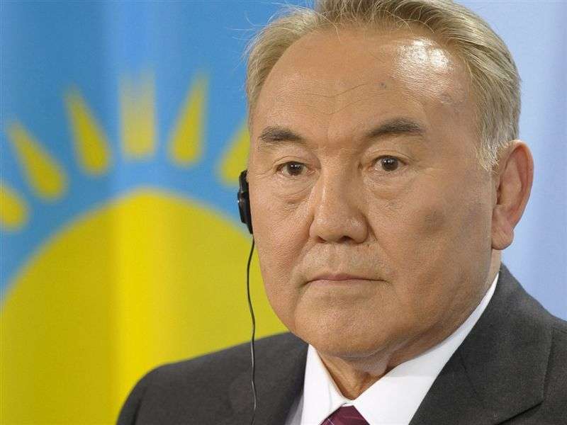 نظربایف: دلار را از مراودات تجاری قزاقستان حذف کنید