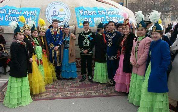 تصاویر : نوروز در قزاقستان  <img src="/images/picture_icon.png" width="16" height="16" border="0" align="top">