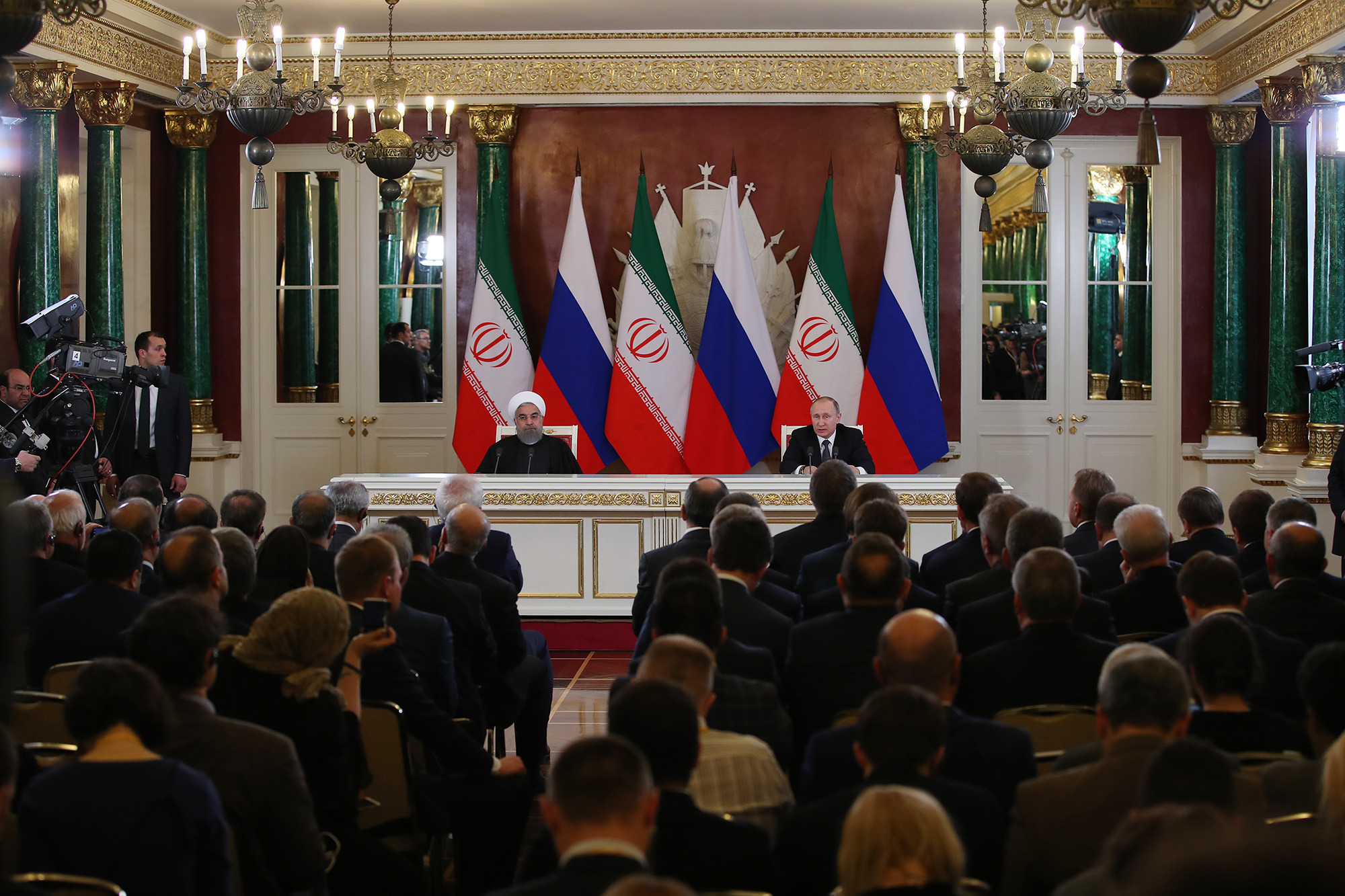 دکتر روحانی در نشست خبری مشترک با رییس جمهور روسیه: روابط ایران و روسیه از سطح روابط عادی فراتر رفته است