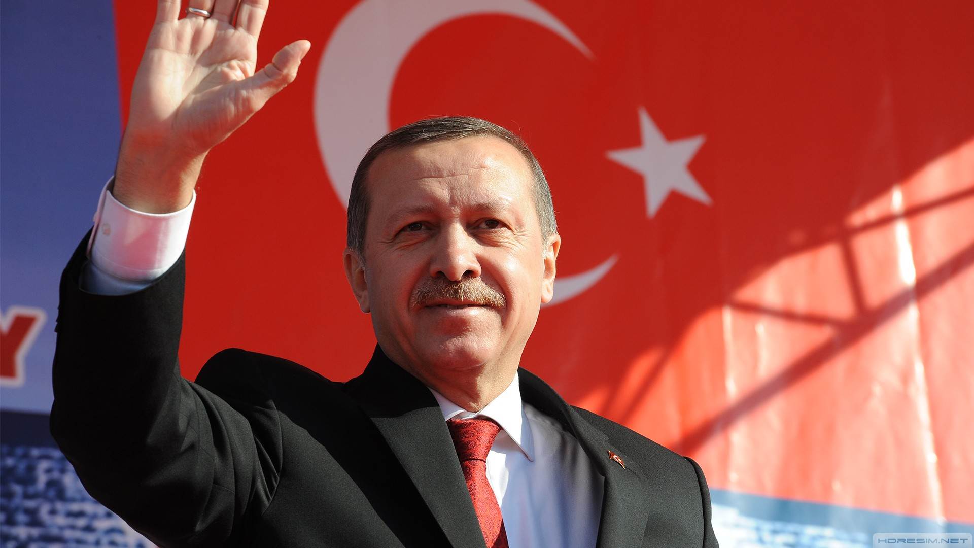 اردوغان از تصمیمش برای به دست گرفتن مجدد رهبری عدالت و توسعه خبر داد