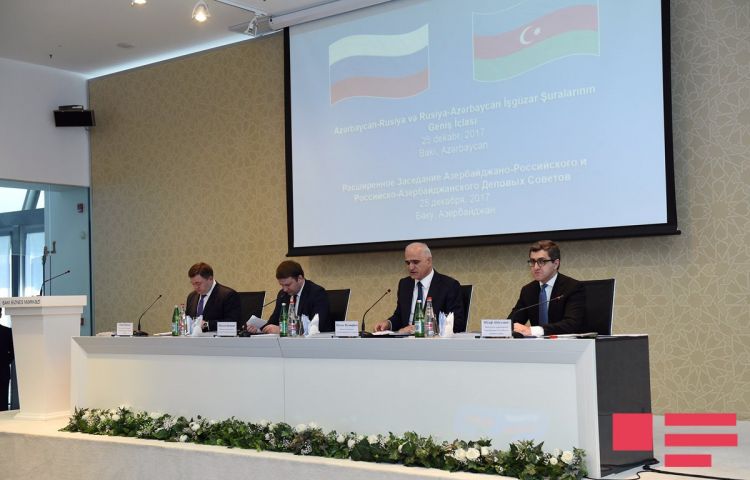 روسیه سومین شریک تجاری و نخستین صادر کننده کالا به جمهوری آذربایجان