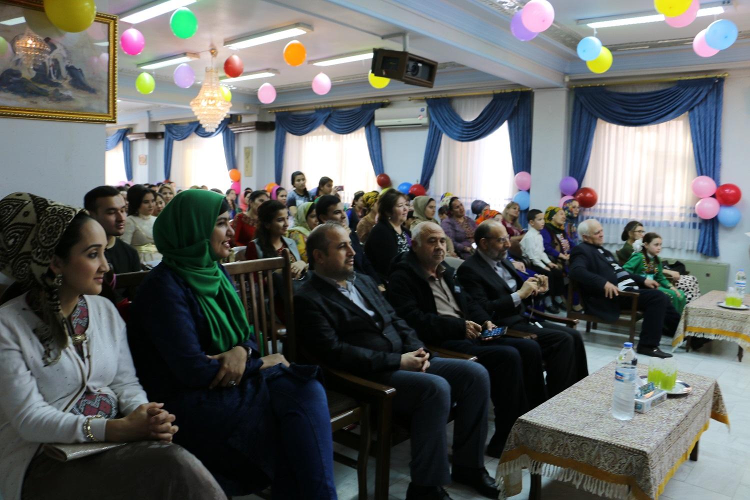 برگزاری جشن با شکوه میلاد با سعادت حضرت فاطمه(س) در ترکمنستان