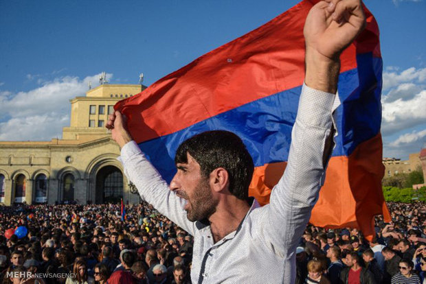 پیشنهاد برگزاری انتخابات مجدد از سوی نخست‎وزیر موقت ارمنستان