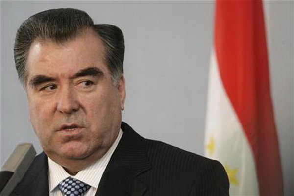 رئیس‌جمهوری تاجیکستان با فرمانده ستاد مرکزی ارتش آمریکا دیدار کرد