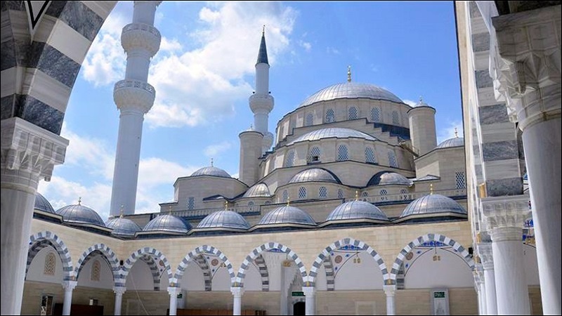 افتتاح یکی از بزرگ ترین مساجد آسیای مرکزی در قرقیزستان