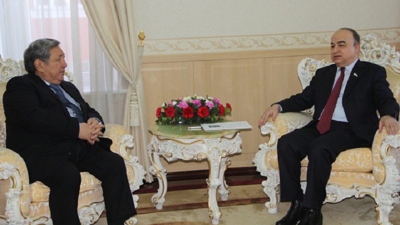 تاکید بر تعمیق روابط تاجیکستان و قرقیزستان در دیدار مقامات دو کشور