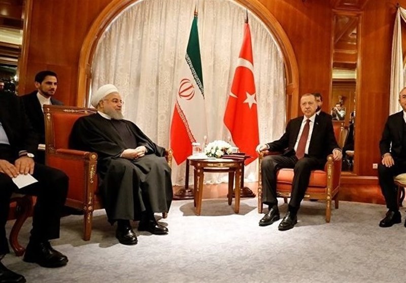 روحانی در دیدار با اردوغان:  آمادگی ایران برای توسعه همکاری ها در حوزه انرژی، صنعت و حمل و نقل با ترکیه