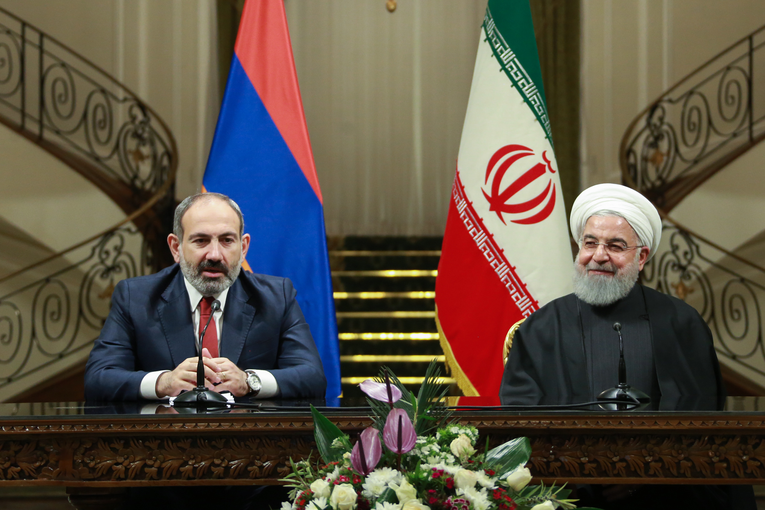 رئیس جمهور در پایان مراسم امضای اسناد همکاری ایران و ارمنستان؛ ایران آماده ارسال گاز بیشتر به ارمنستان است