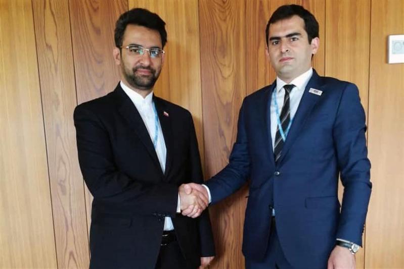 در دیدار دو وزیر جوان در حاشیه اجلاس جهانی جامعه اطلاعاتی؛ راههای گسترش ارتباطات بین ایران و ارمنستان بررسی شد