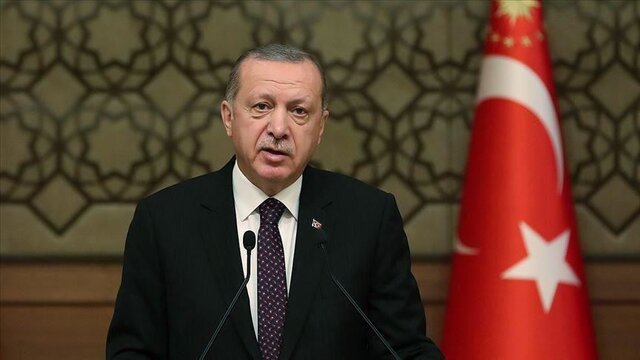 اردوغان: در برابر تروریسم اقتصادی سر خم نمی‌کنیم