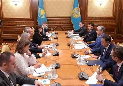 دیدار رئیس‌جمهور قزاقستان و وزیر اقتصاد فرانسه در نورسلطان
