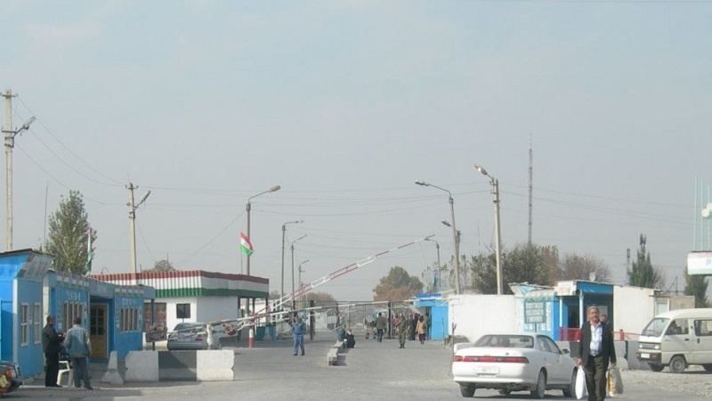 کاهش عوارض گمرکی خودروهای ورودی ازبکستان به تاجیکستان