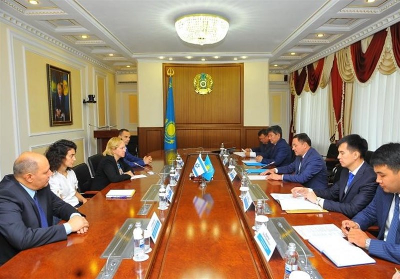 دیدار سفیر رژیم صهیونیستی در قزاقستان با استاندار آق‌ملا