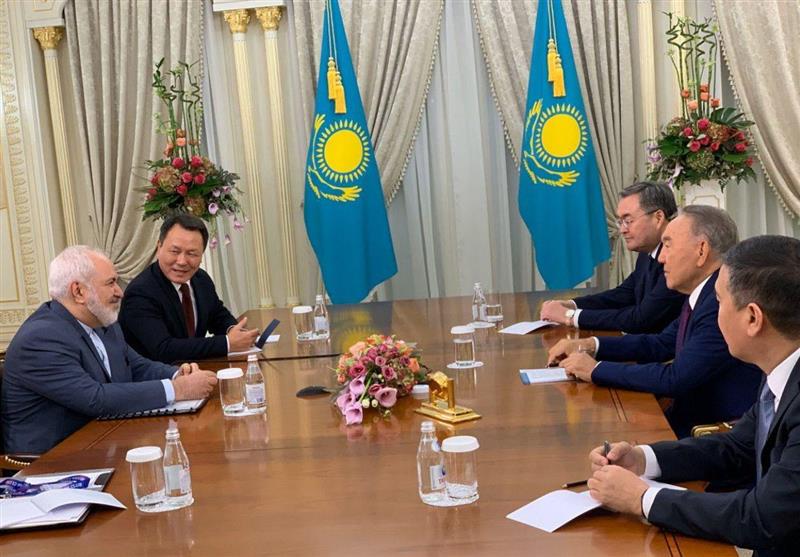 دیدار ظریف با رهبر قزاقستان