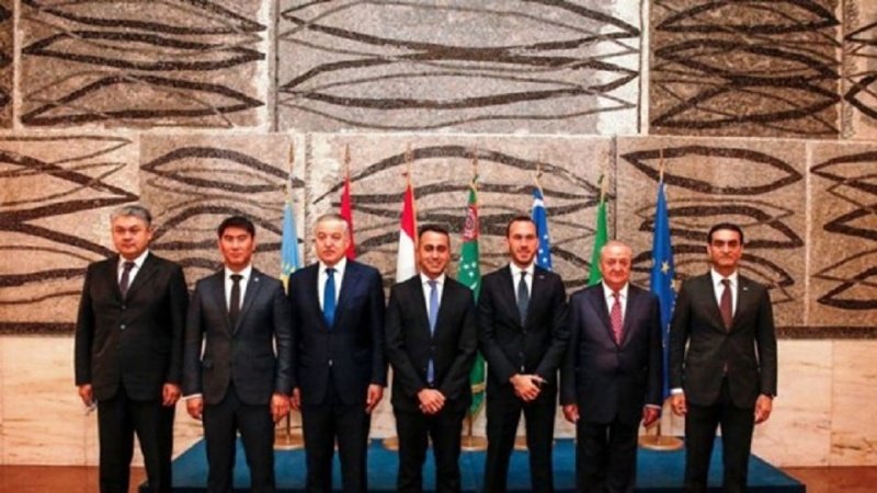دیدار وزاری خارجه تاجیکستان و ایتالیا در «رم»