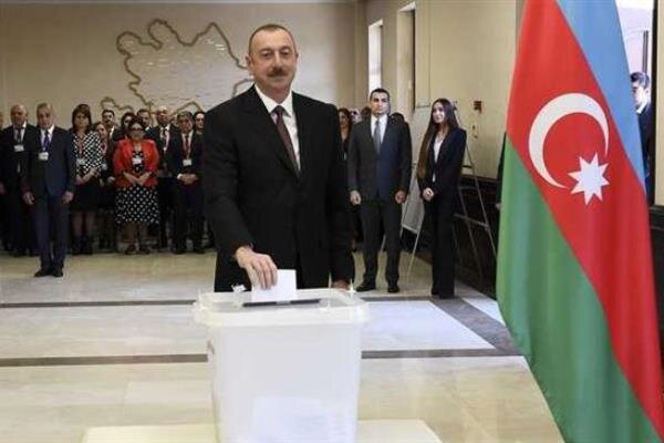 پیشتازی حزب حاکم جمهوری آذربایجان در انتخابات زودهنگام