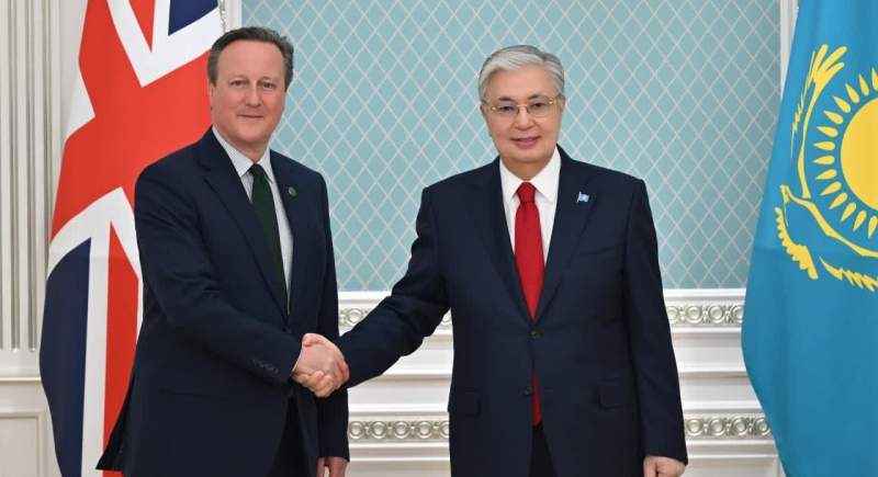 سفر دوره ای وزیر امور خارجه انگلستان به آسیای مرکزی